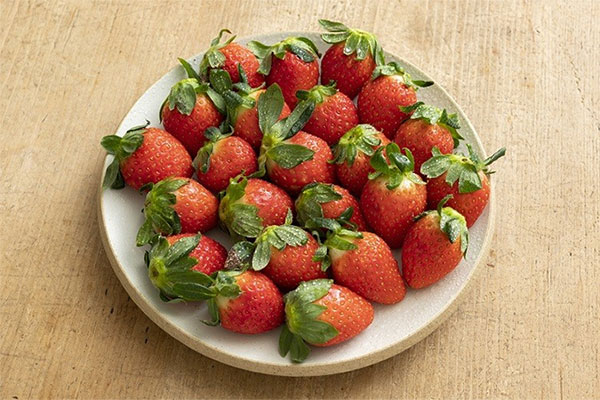 2월 식재료 딸기