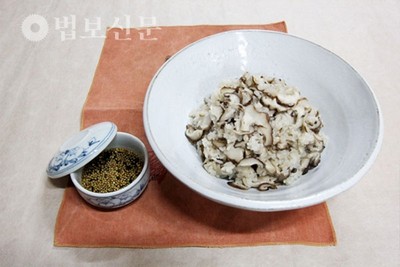 자연음식의 대표 표고버섯밥